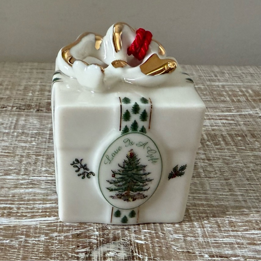 Spode Christmas Tree Love Is A Gift Ornament With Gold Accents Retired